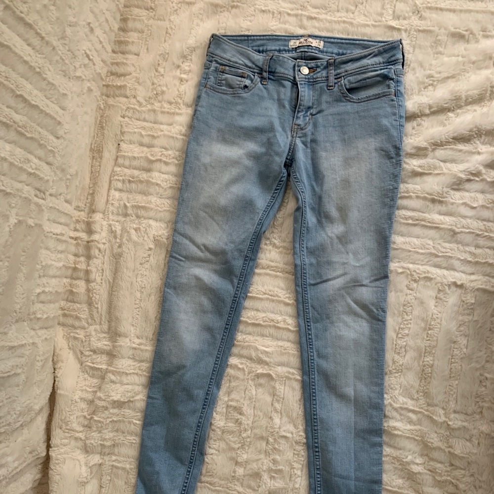 Hollister skinny jeans